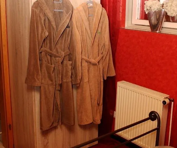 Wohnen In Einer Privatstrasse * マール